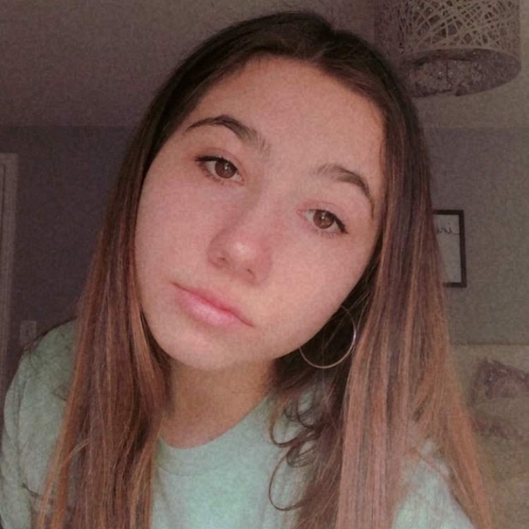 Meet your Posher, Sophia - Picture 1 of 1